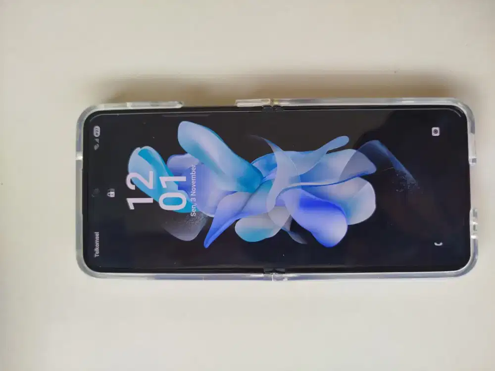 HP SAMSUNG ZFLIP4 12/512 GB