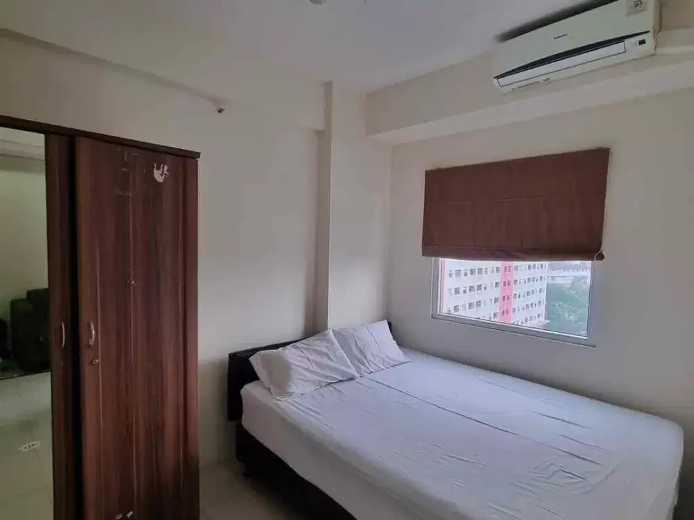 Sewa Apartemen Strategis Green Pramuka City Tower Nerine Nyaman & Full Furnished