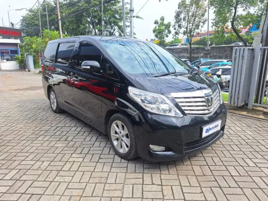 LOW DP Toyota Alphard 2.4 G Bensin-AT 2011 PKN