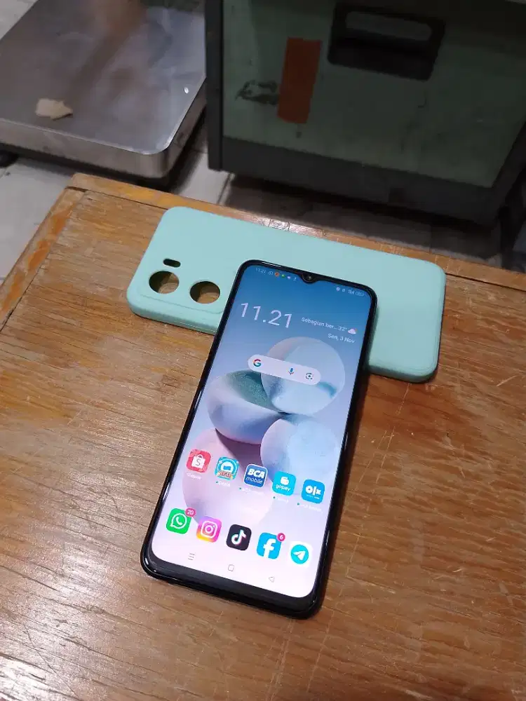 Oppo A57 4+4/64 GB (Ori, Bukan Refurbish)