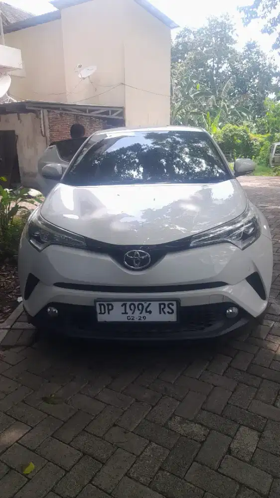 Jual Toyota CH-R 2019 Tangan Pertama