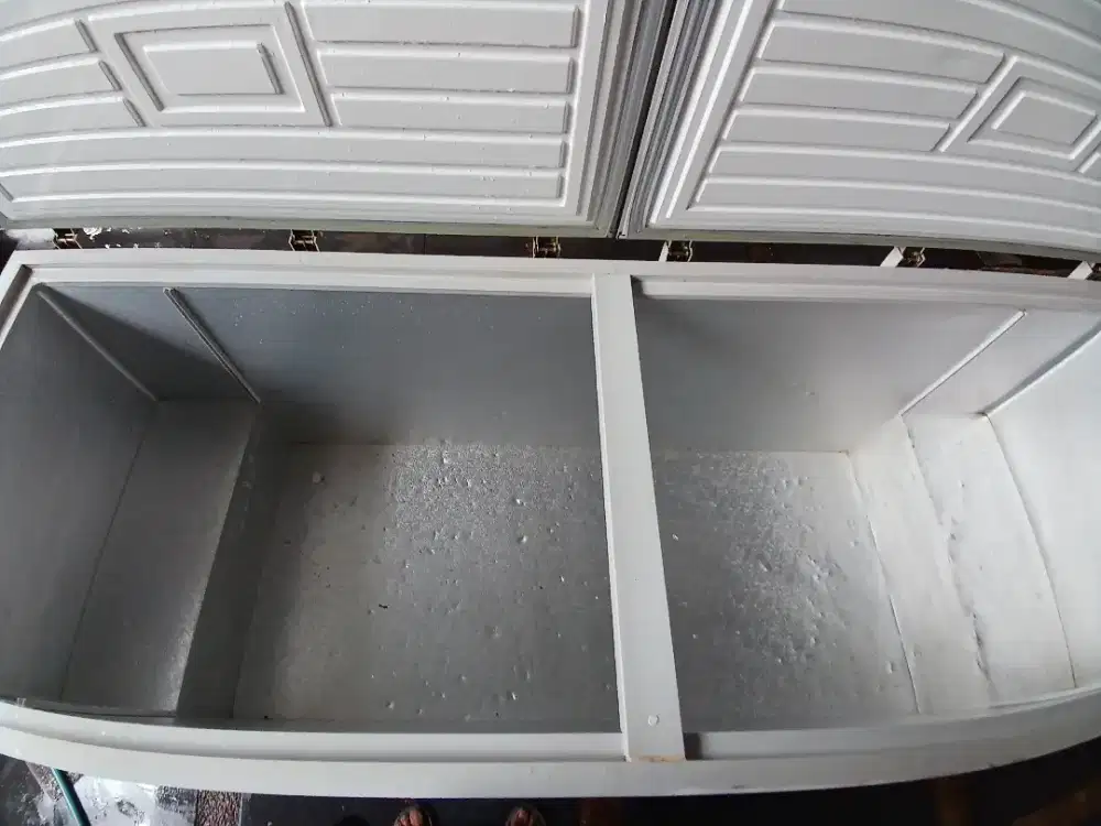 Freezer RSA cf-1200 bagus