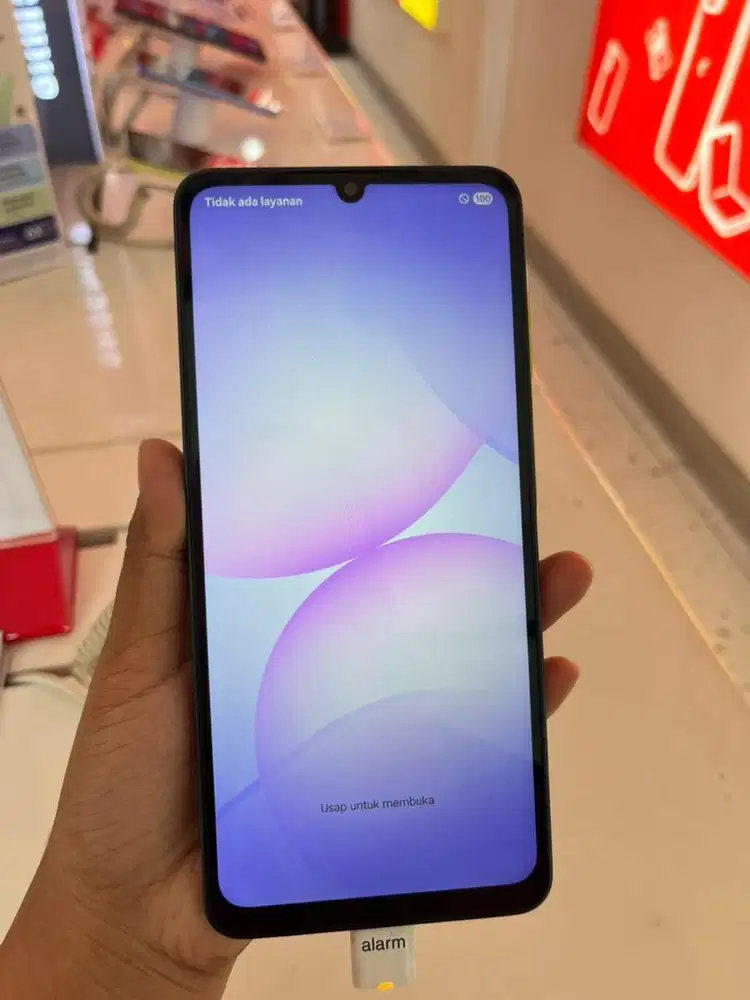 Samsung dgn harga murah ram besar dan desain terbaru