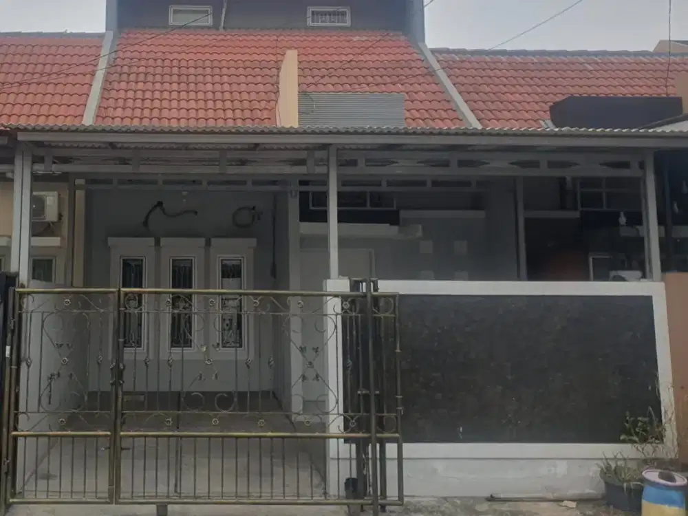 DIJUAL RUMAH BAGUS DAN TERAWAT HADAP TIMUR HARGA PALING MURAH DI ARCADIA DAAN MOGOT