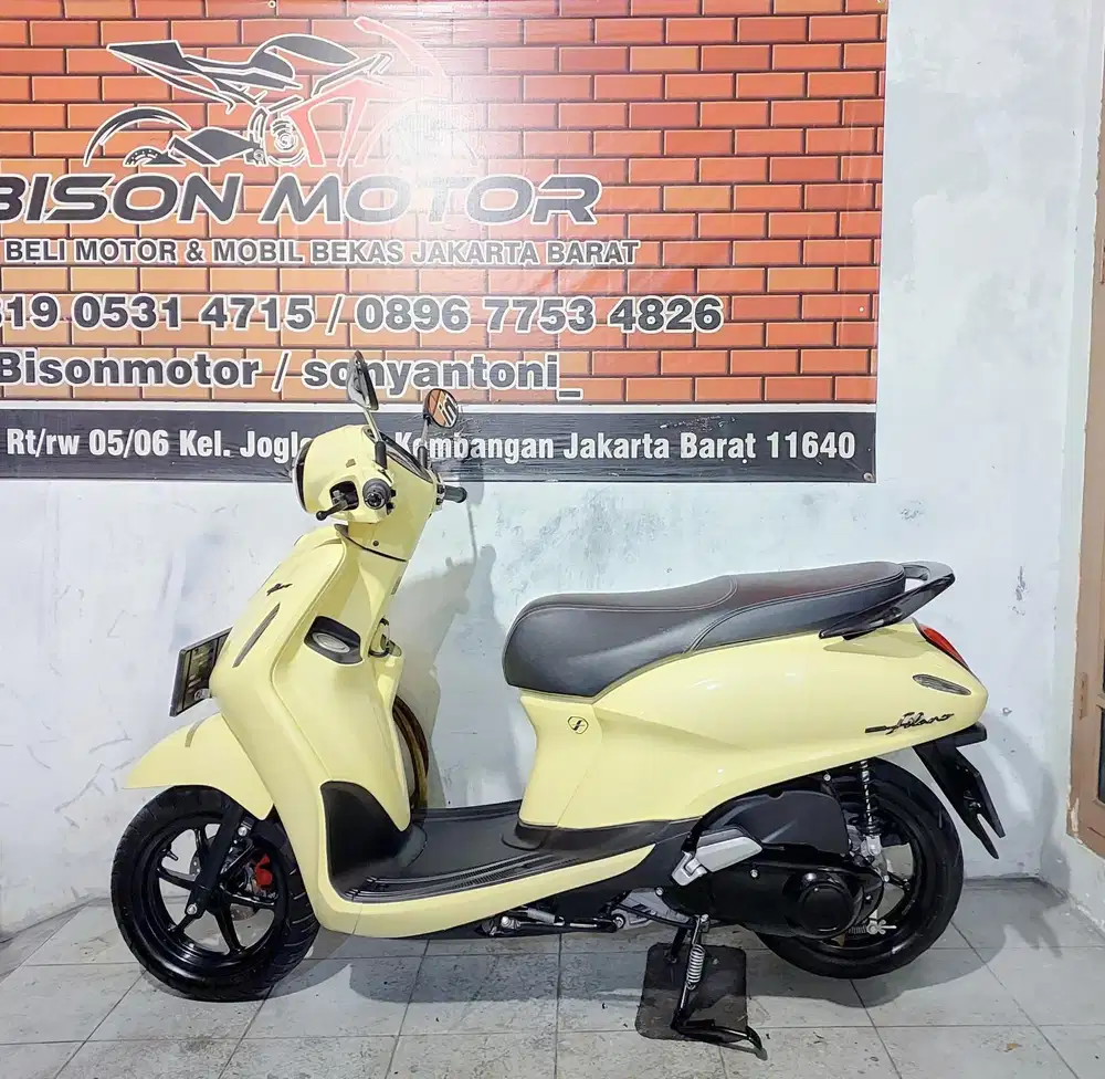 YAMAHA GRAND FILANO NEO HYBRID KEYLESS 125 TAHUN 2024 ISTIMEWA KUNING