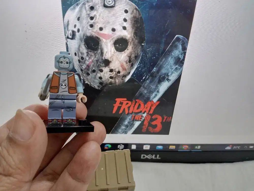 Rare Brick Custom Jason Voorhees (Friday the 13th) dan Military Box!