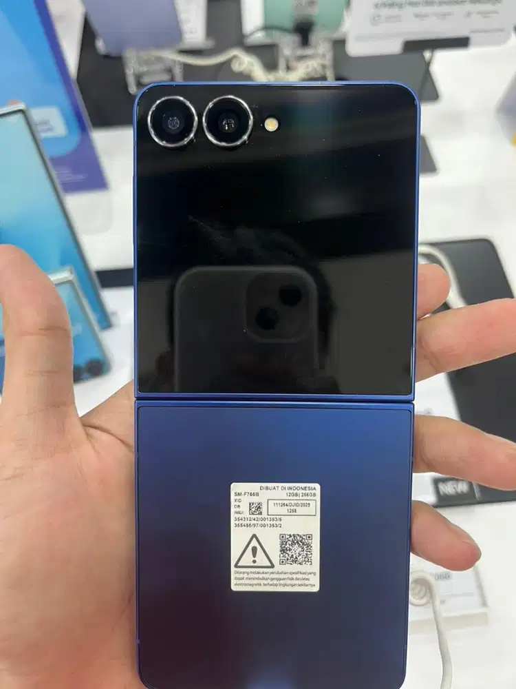 SEGAMPANG ITU DAPET SAMSUNG ZFLIP 7 DI HOMECREDIT CUKUP KTP AJA