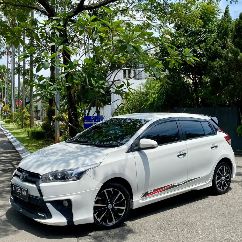 CASH Yaris S TRD Sportivo 2017