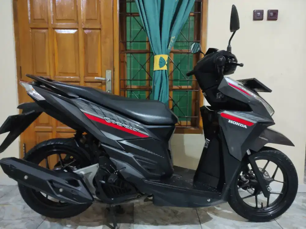 Simpanan low km vario 125 led cbs esp persis baru no minus jarang ada