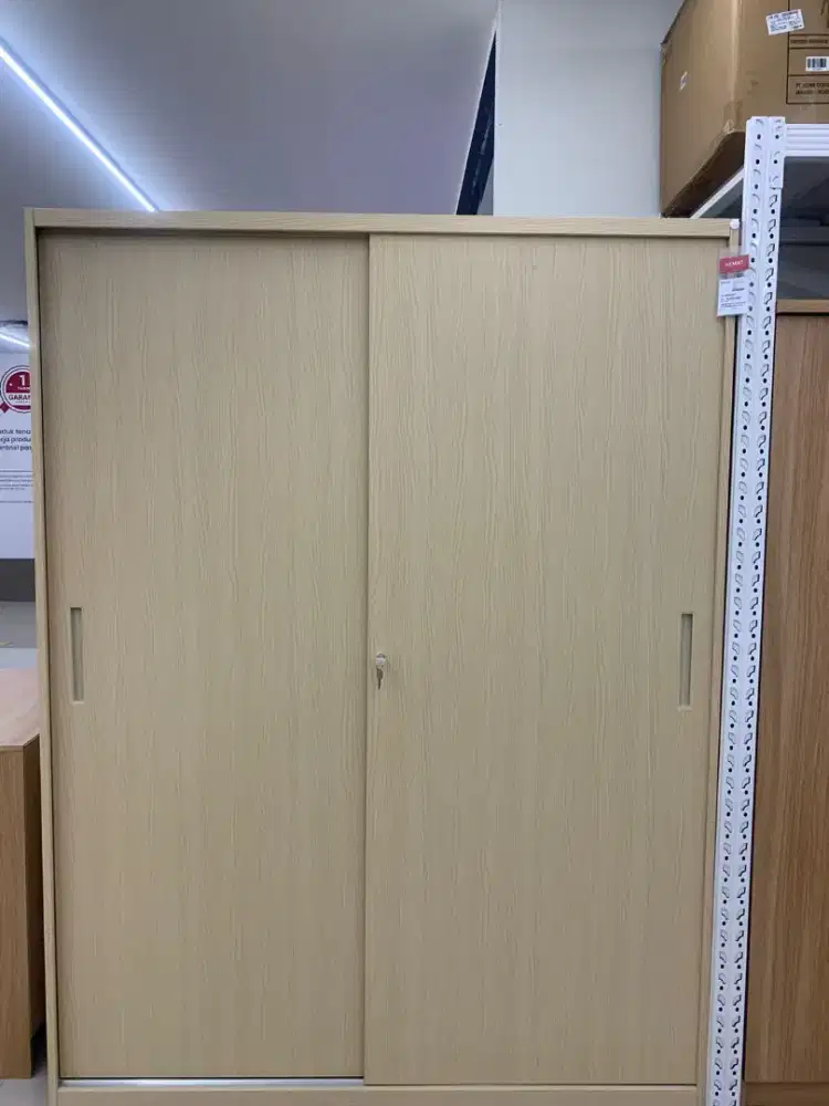 Lemari arcy metal