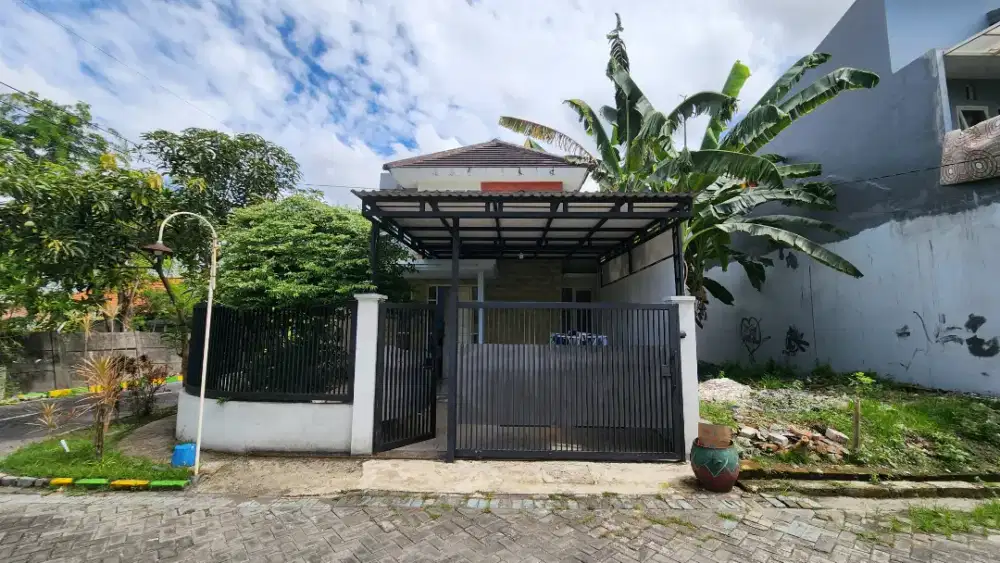 Rumah + Kavling di Sidoarjo (196m)