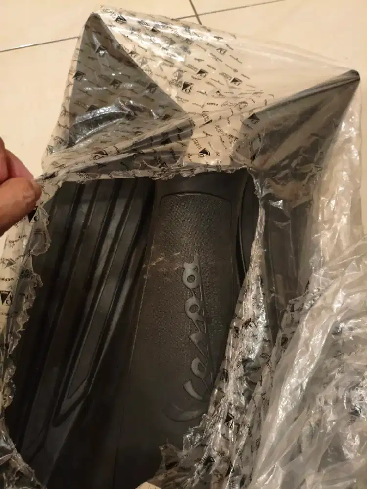 Floormate vespa sprint / primavera 2024 ke bawah