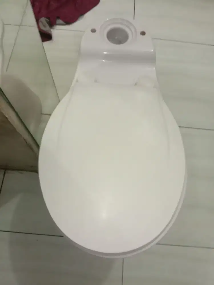 Kloset duduk siram seken