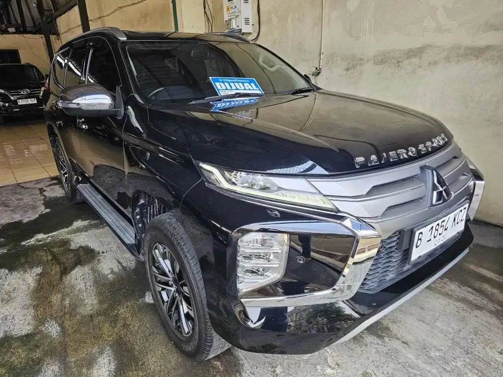 Mitsubishi Pajero Sport New Dakar 4x2 At 2023 Hitam