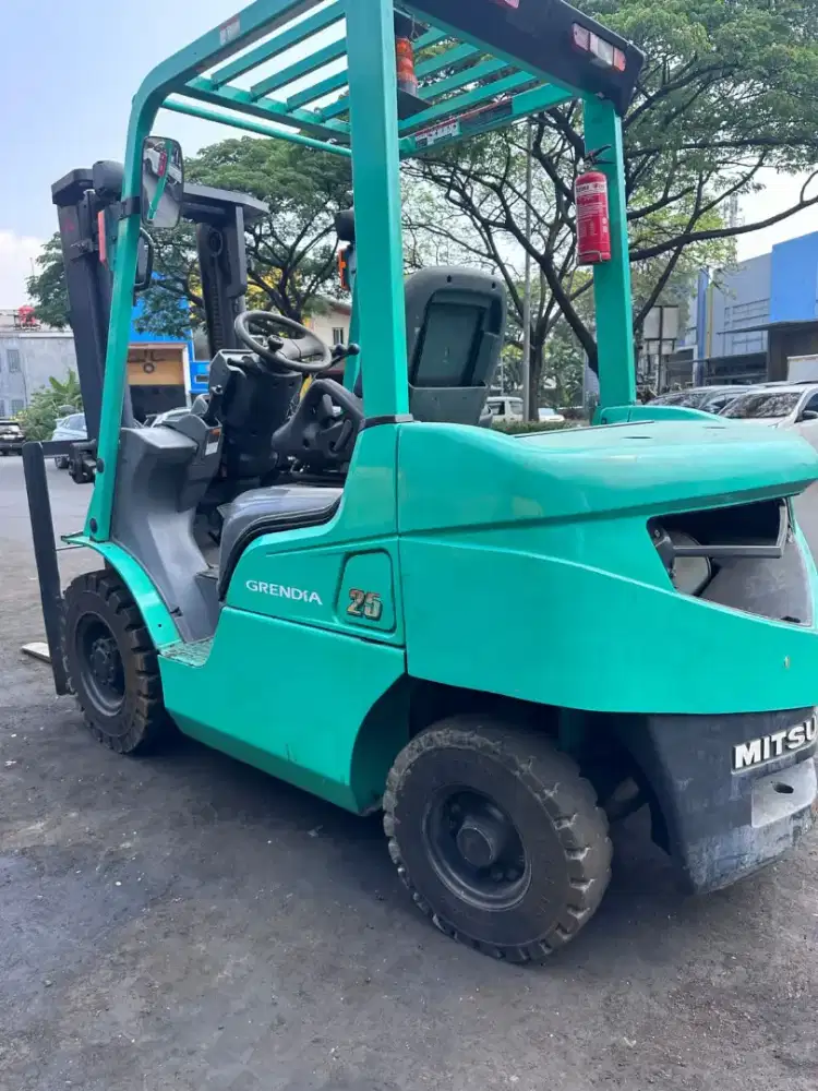 Forklift Mitsubishi 2,5 Ton,Matic,Tiang 3 Meter,Mesin S4S,Tahun 2018
