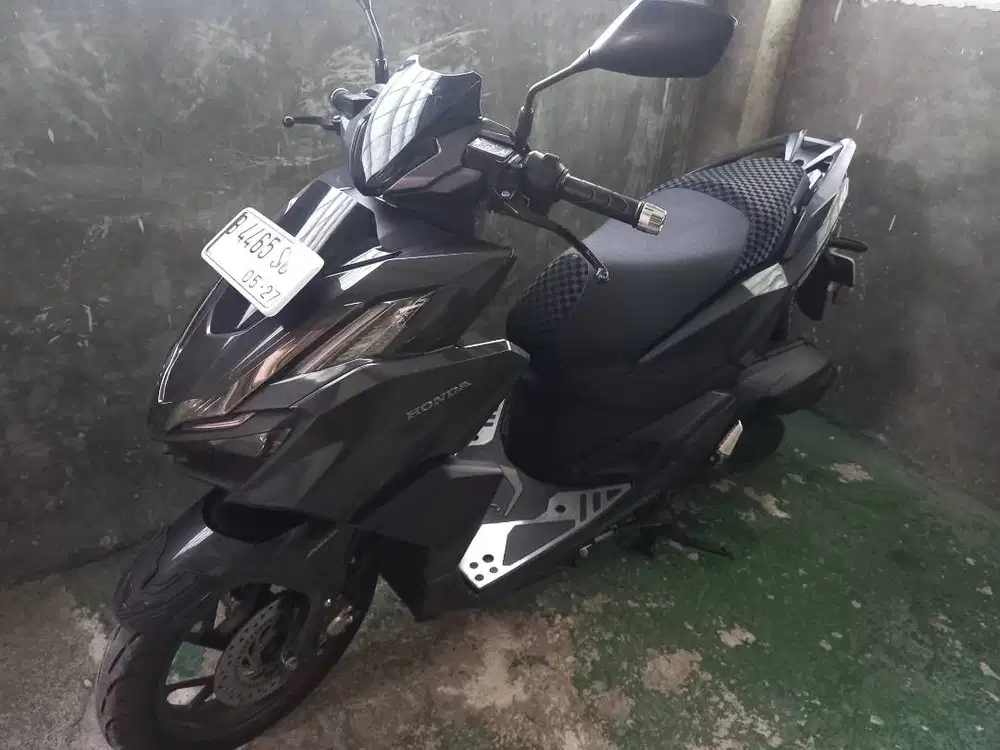 Vario 160 abs glossy