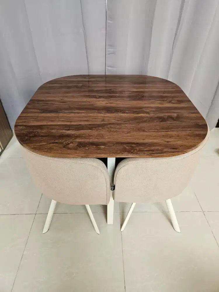 Set Meja Makan Informa Dutton 4 Kursi – Beige + Kayu, Kondisi Used