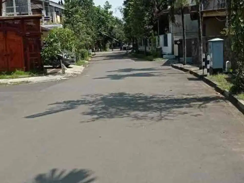 JUAL RUMAH MEWAH LUAS DI SAYAP SURYA SUMANTRI DEKET TOL PASTEUR BANDUNG