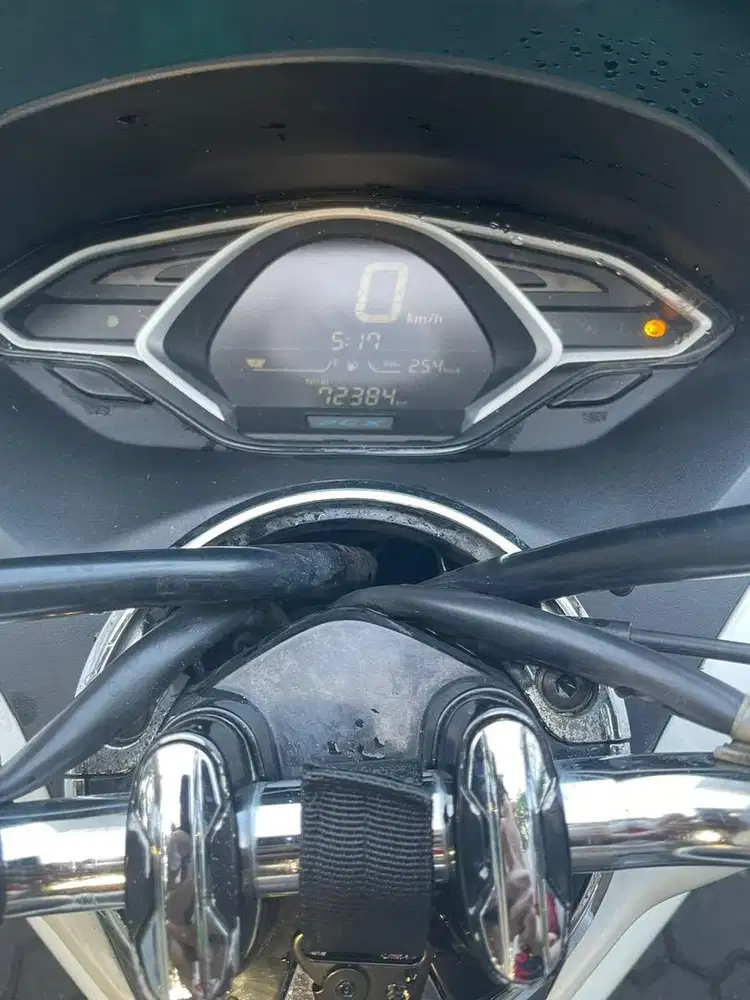 Dijual PCX ABS 2018 Putih — Siap Gas Tanpa PR!