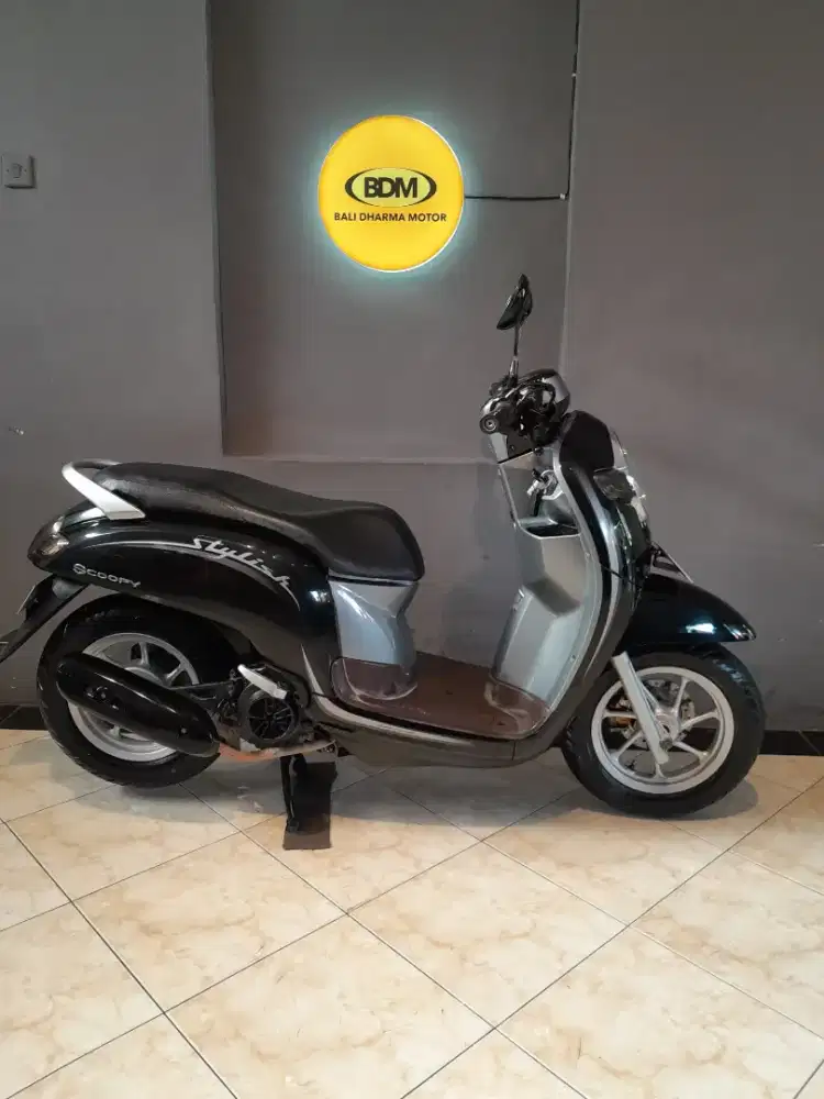 Dp 500 RB Scoopy fi 2018 cash Bali dharma motor