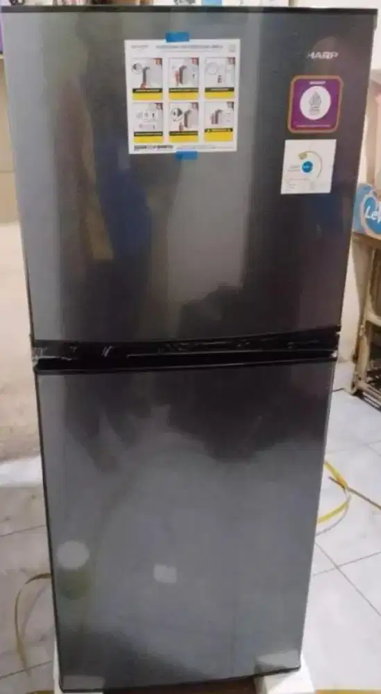 Kulkas LG 2 pintu type SJ 236 MN