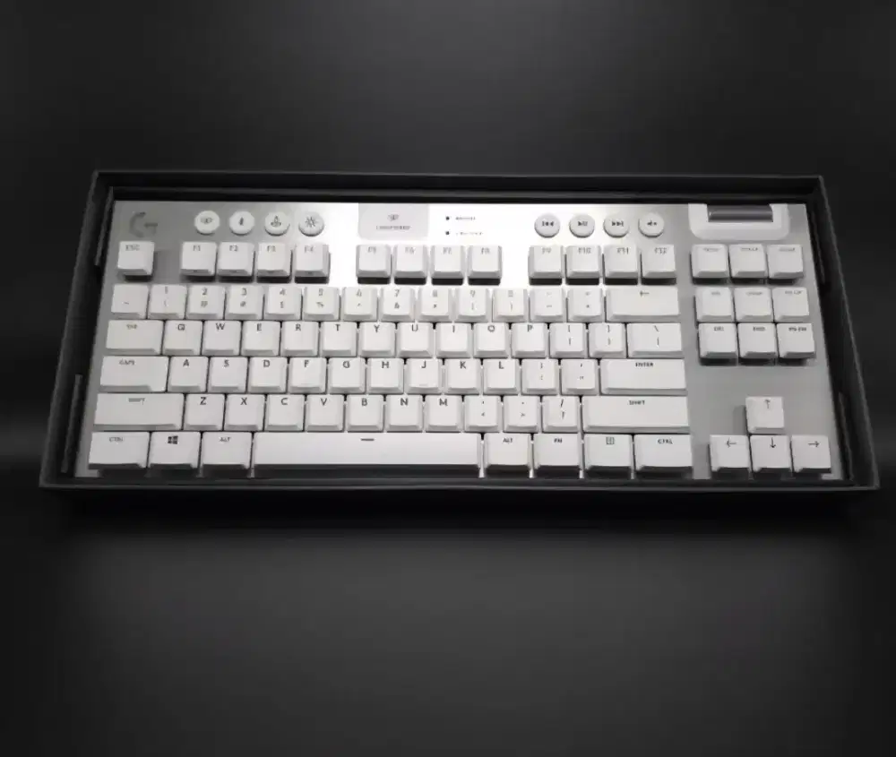 Logitech G913 TKL (GL Tactile) Wireless Gaming Keyboard