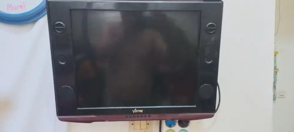 Tv Lcd Votre kondisi konslet