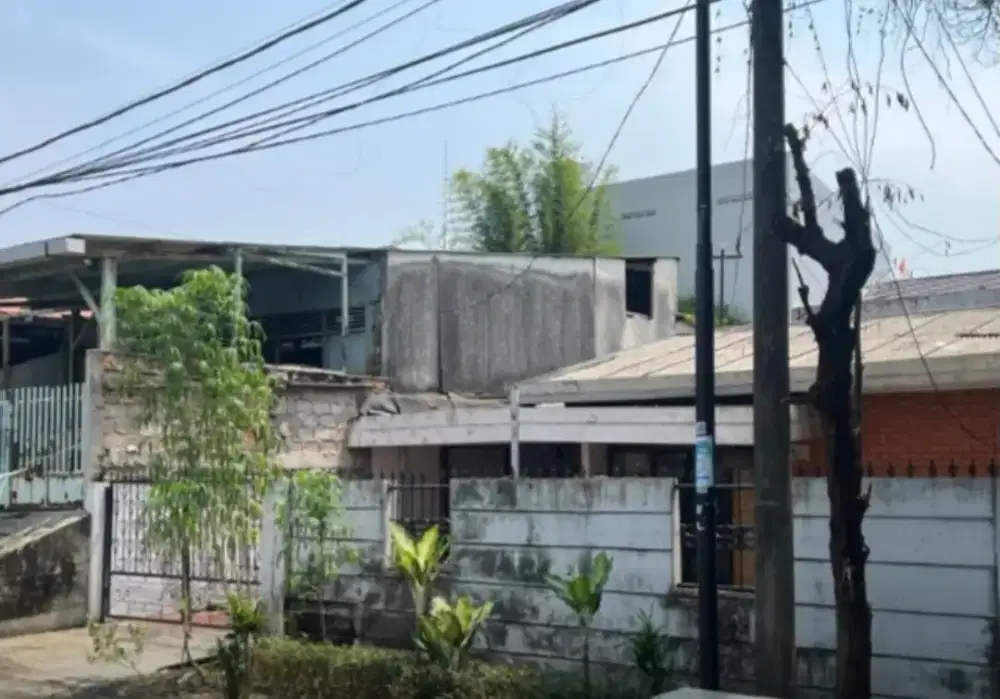 Dijual Rumah Tua Hitung Tanah Perumahan Bojong Indah