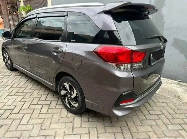 DI JUAL HONDA MOBILIO RS/AT 2015 (km.Antik)
