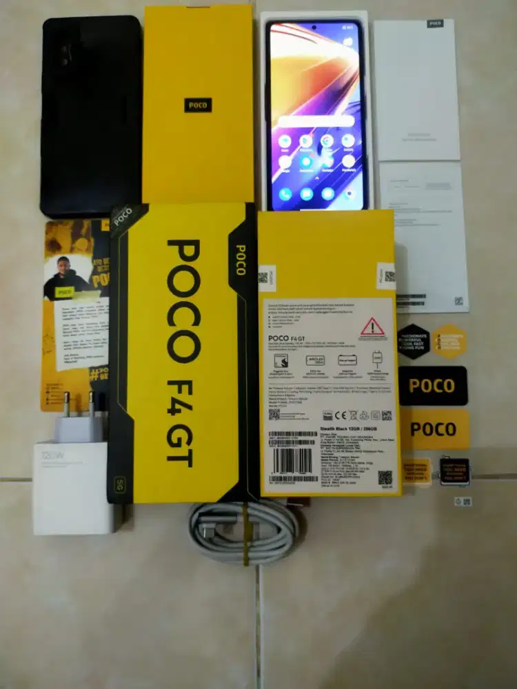 Poco F4 GT 5G ram 12/256