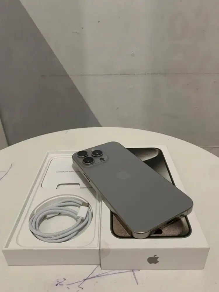 Iphone 15 Pro Max 256Gb - Ex Ibox (Nego)