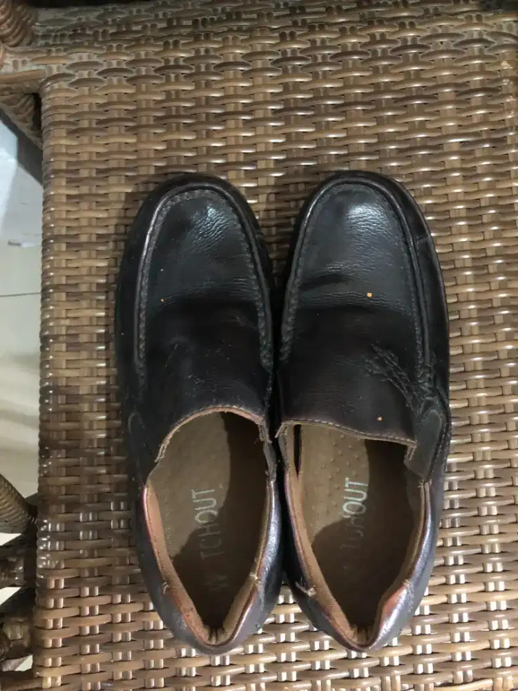 Jual sepatu merk watchout