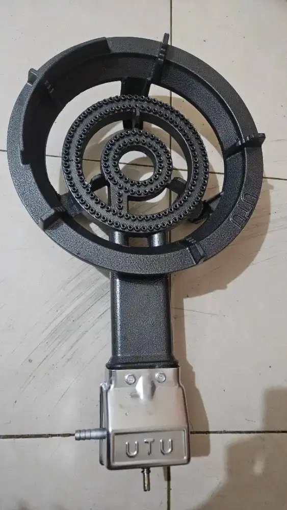 TUNGKU/ TATAKAN KOMPOR