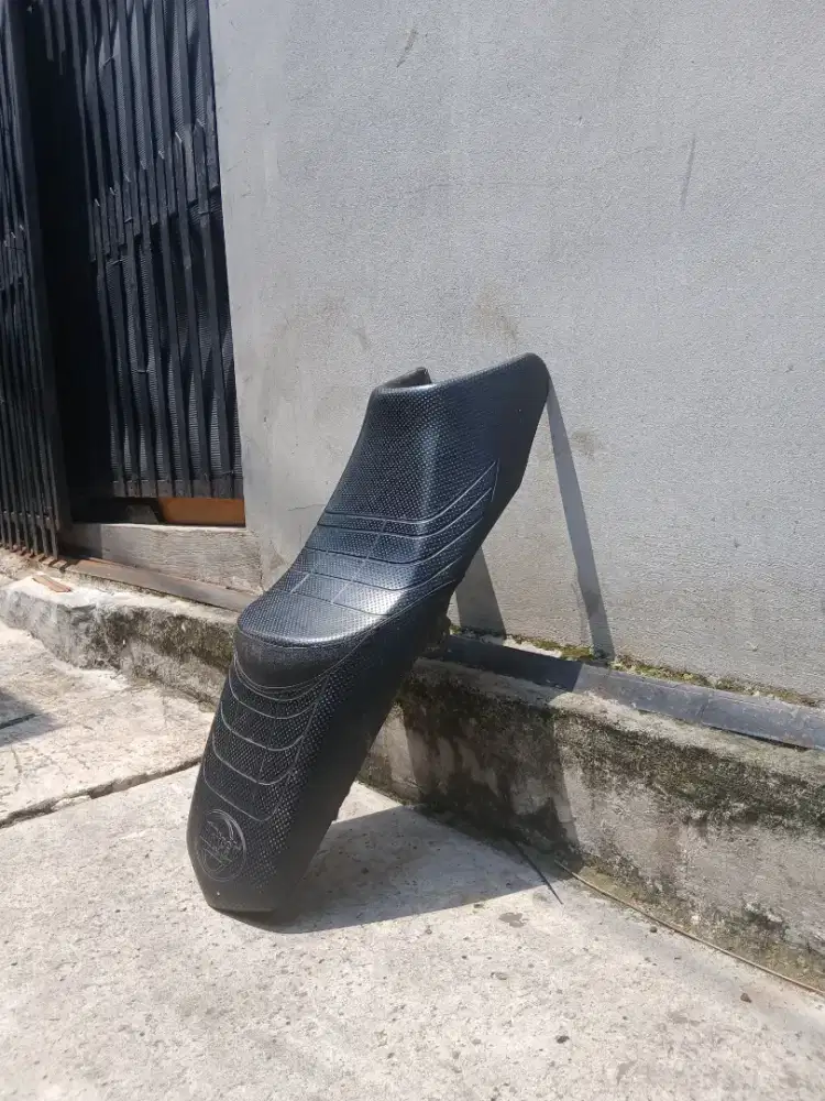 Jok motor Vixion kulit MB tech