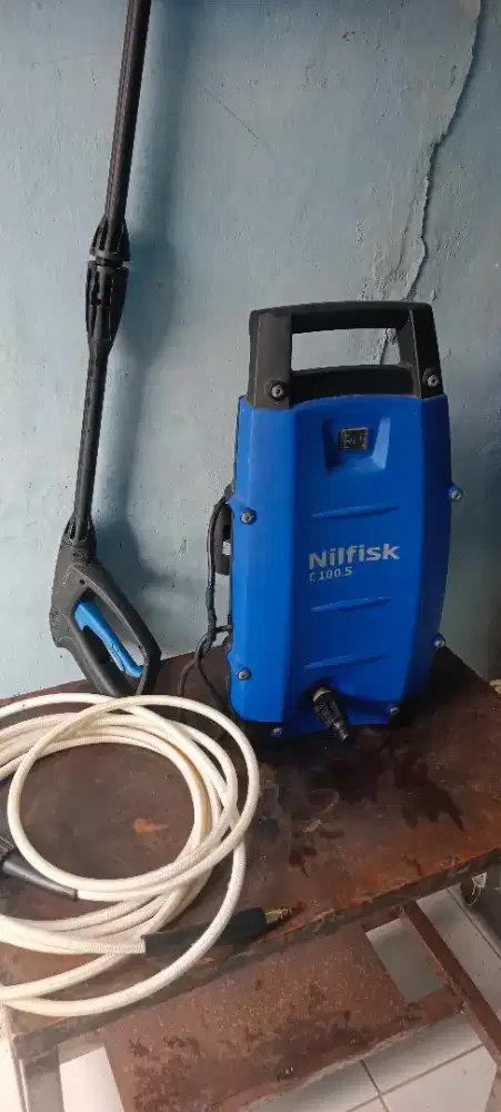 MESIN PENYEMPROT AIR NILFISK C100.5 ORIGINAL ACE HARDWARE AZKO