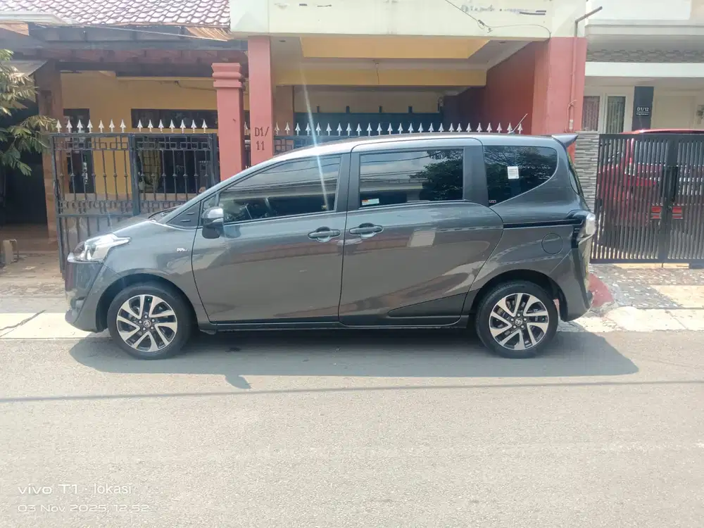 Toyota Sienta 2021 Bensin
