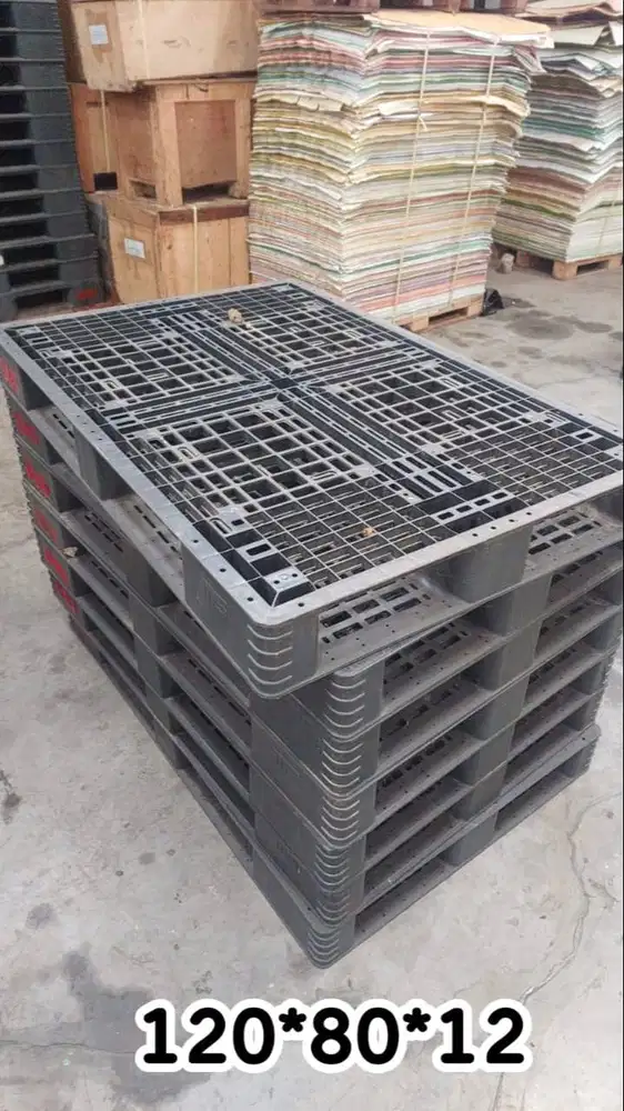 Pallet Plastik Kondisi Bekas Bagus
