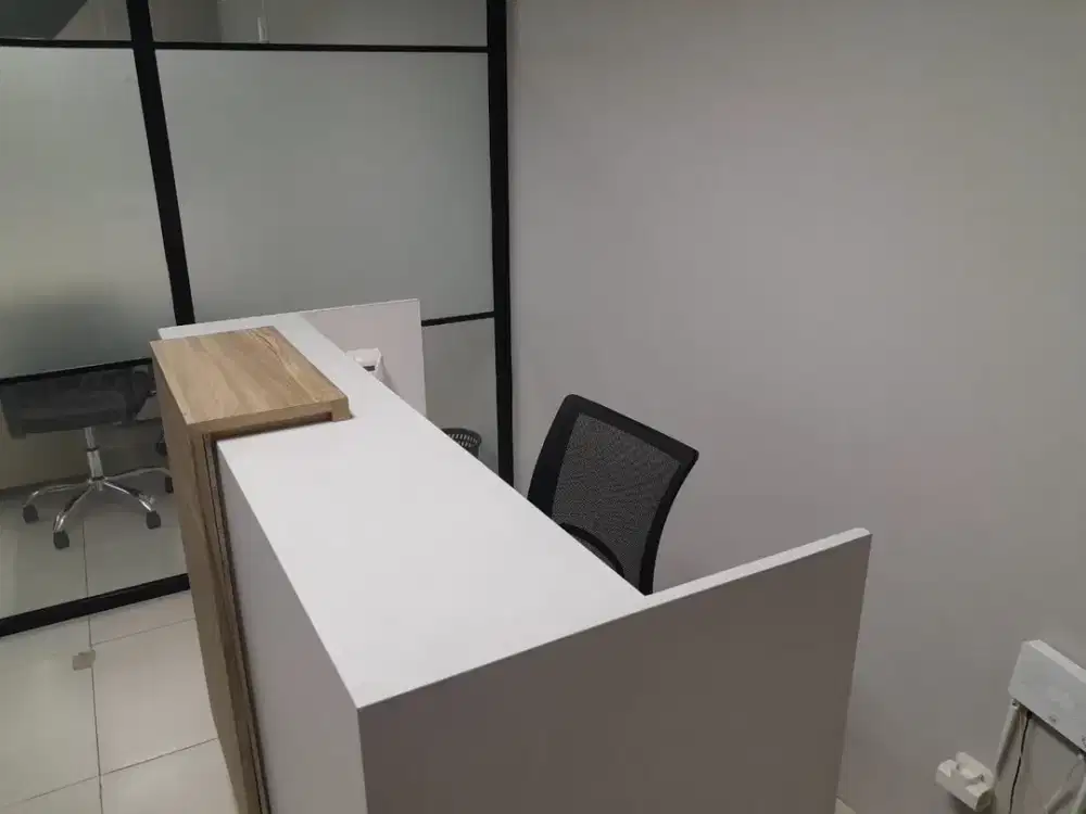 Disewakan ruang kantor 72m2 Jakarta Selatan | Menara 165 TB Simatupang Pasar Minggu