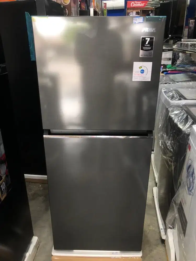 Kulkas Aqua 2 pintu Dtm245