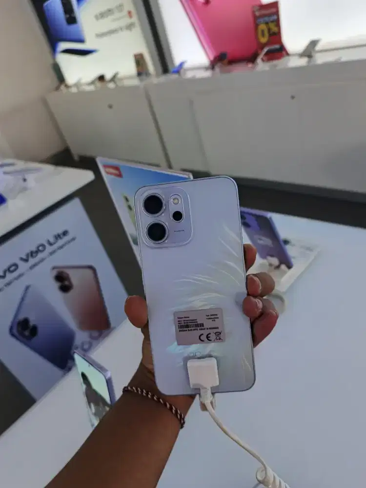 OPPO Reno 14F Terbaru