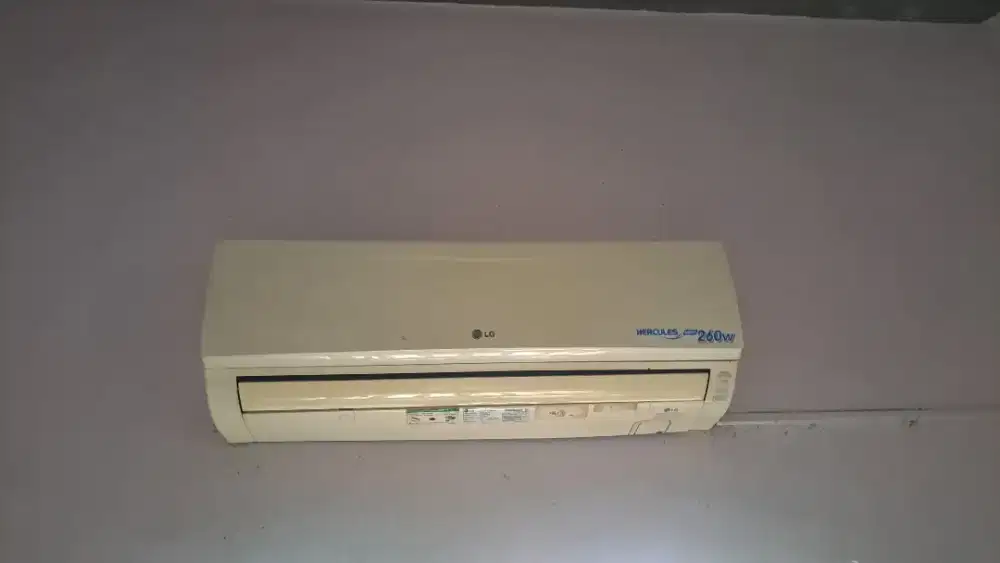 Jual second ac lg 1/2 pk low watt bekas masih lancar jaya