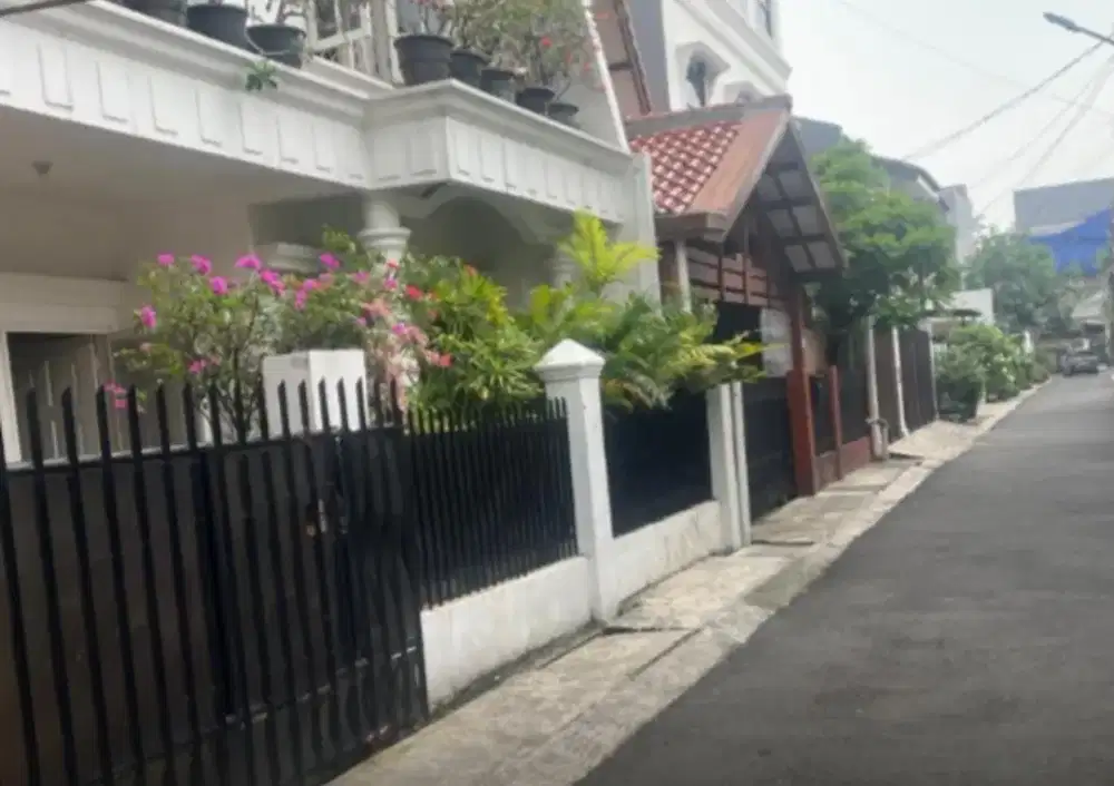 Dijual Rumah Sumur Batu Kemayoran