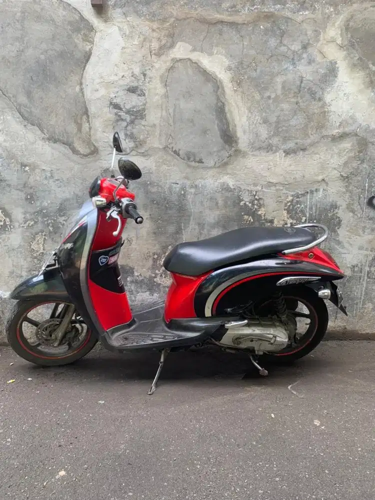 motor scoopy 2012