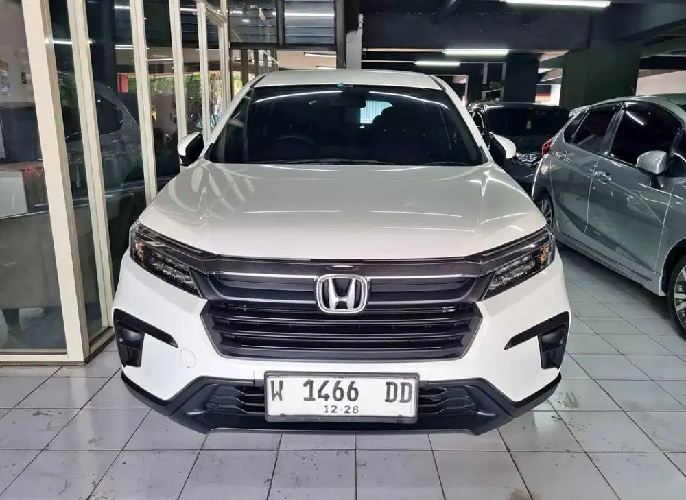 HONDA NEW BRV 1.5 S MANUAL 2023 PUTIH SURABAYA
