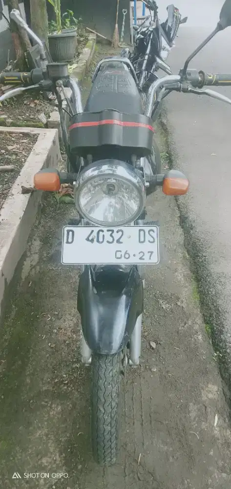 Suzuki Thunder tahun 2004