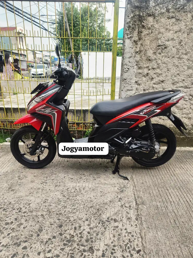 Honda Vario 110 tahun 2011 cash