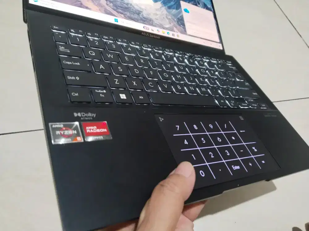 Dijual ASUS Zenbook RYZEN 5-7530 Ram 8GB DDR5 SSD 256GB layar sentuh