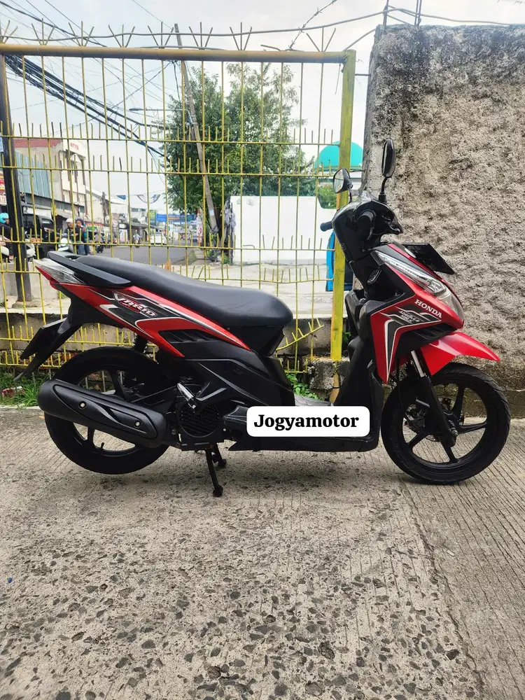 Honda Vario 110 tahun 2011 cash