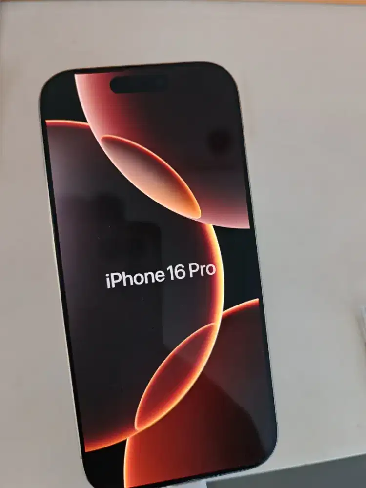 Iphone 16 Pro...