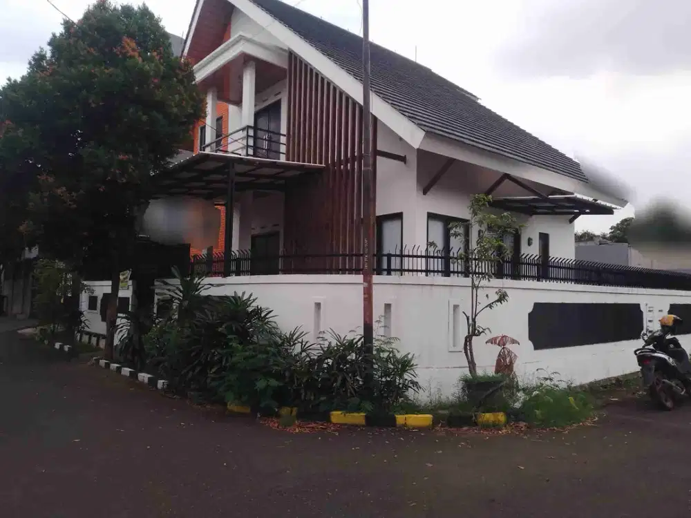 Rumah 2 Lantai Siap Huni di Perumahan  Bintaro  Sektor 3A -Tangerang Selatan